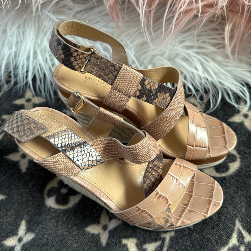 Michael Kors Snakeskin and Tan Women's Sandals size 5